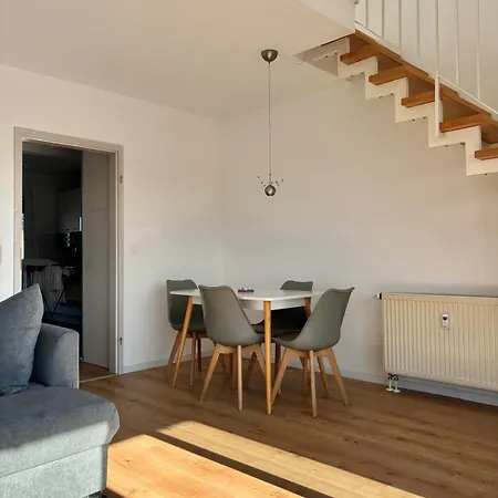 شقة Penthouse At Ostpark Am Main *